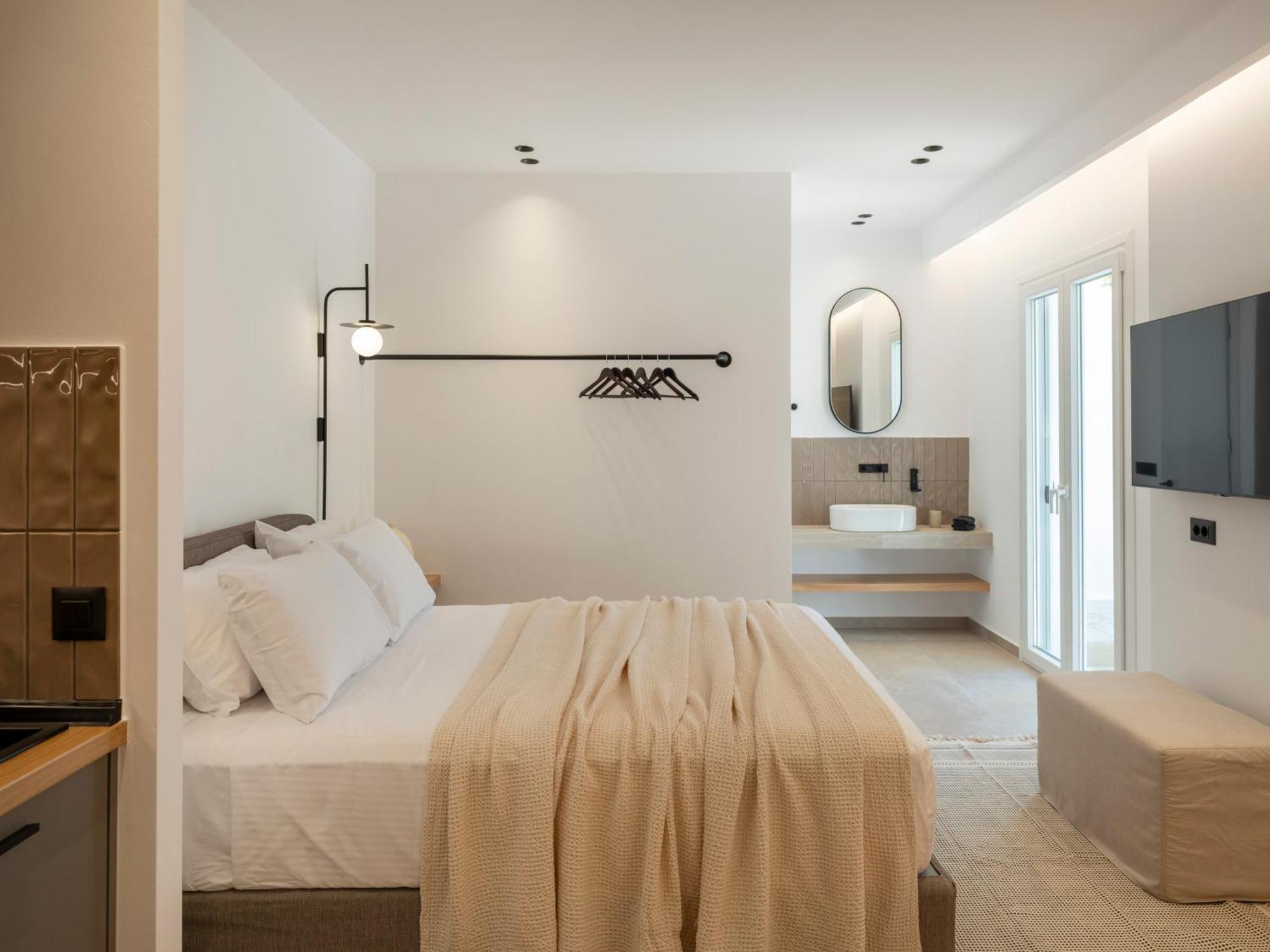 Anemelia Way Of Living Aparthotel Naousa Exteriör bild